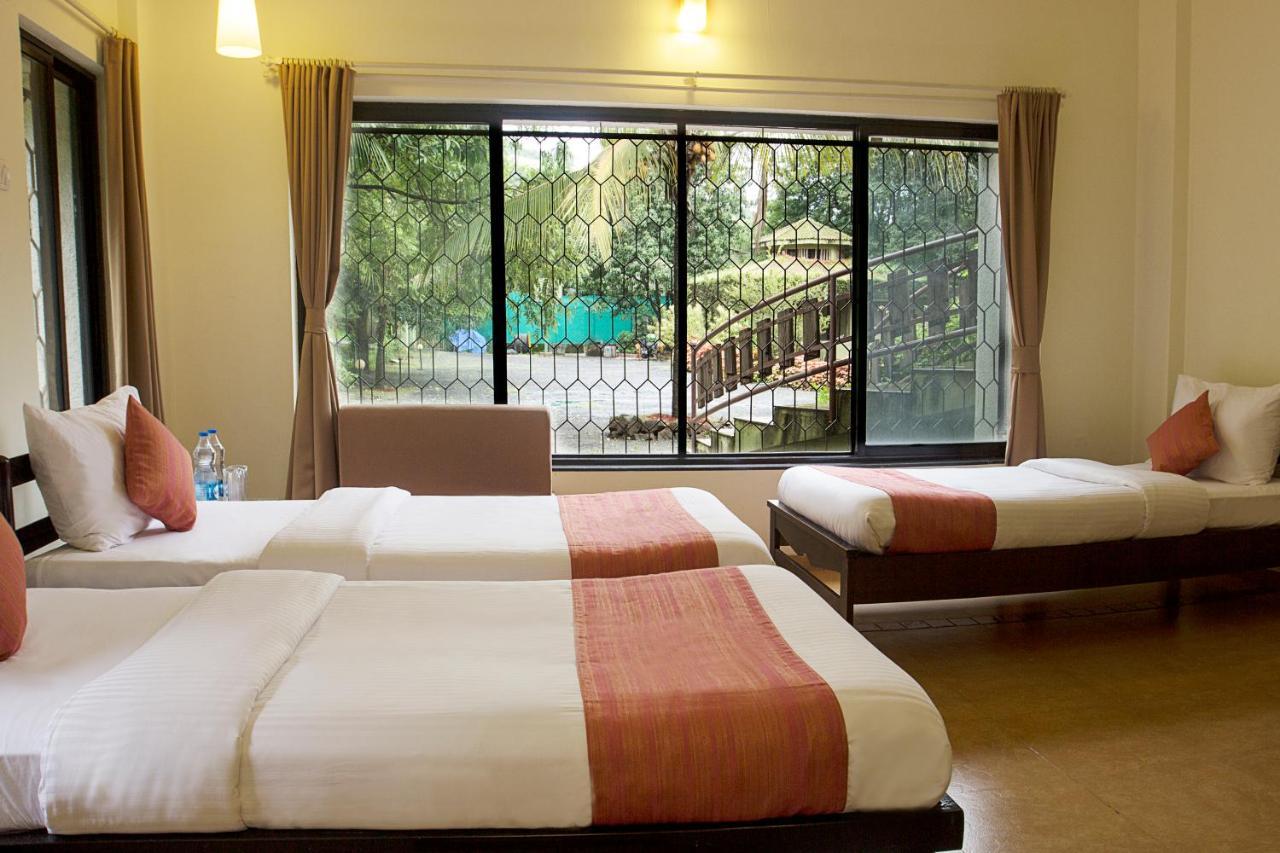 Golden Fields Resort Paud Exterior photo